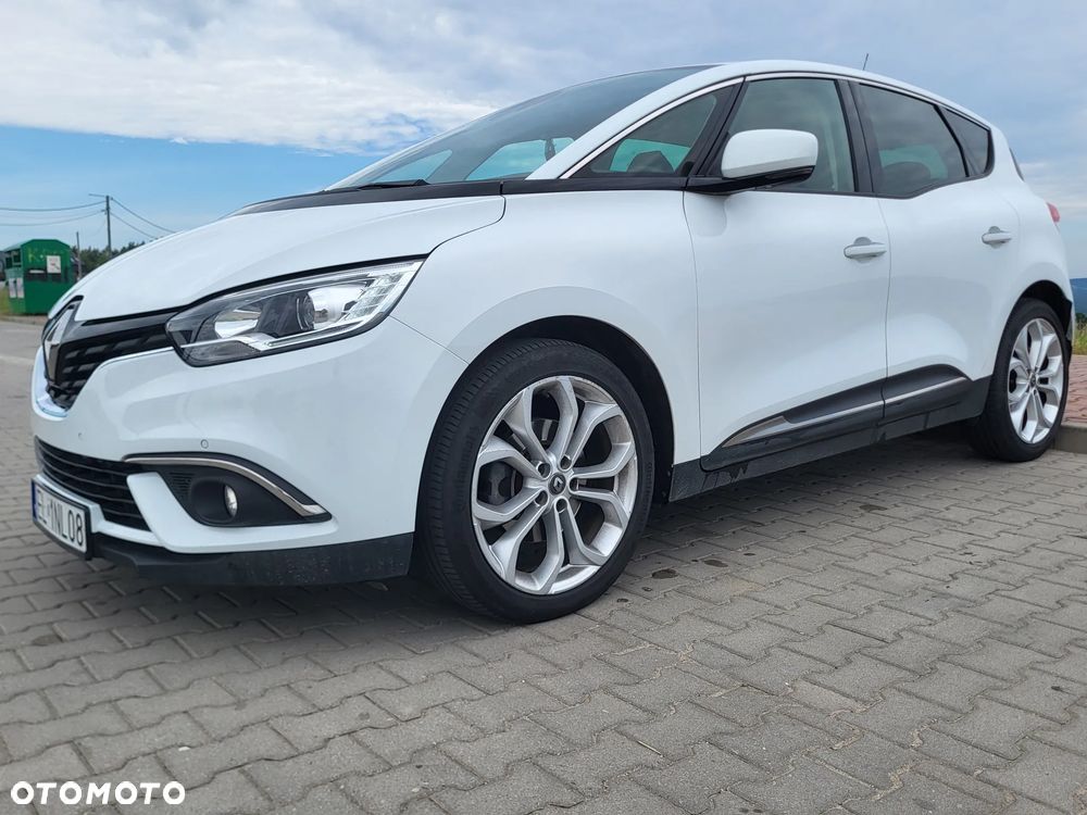 Renault Scenic - 1