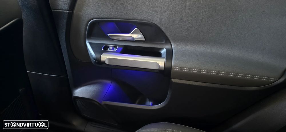 Mercedes-Benz EQB 250 Electric Art - 44