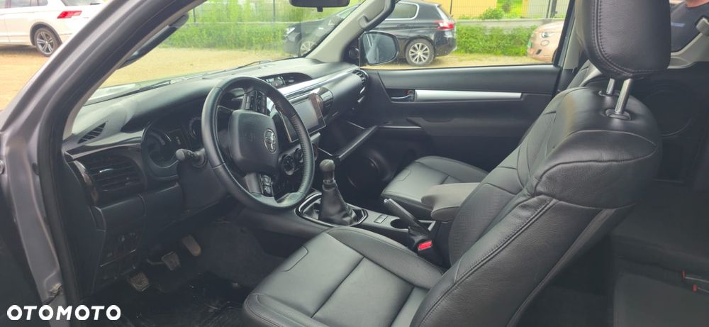 Toyota Hilux 2.4 D-4D Extra Cab SR 4x4 - 15