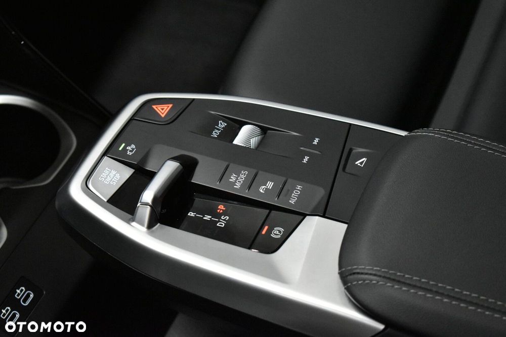 BMW X1 - 10