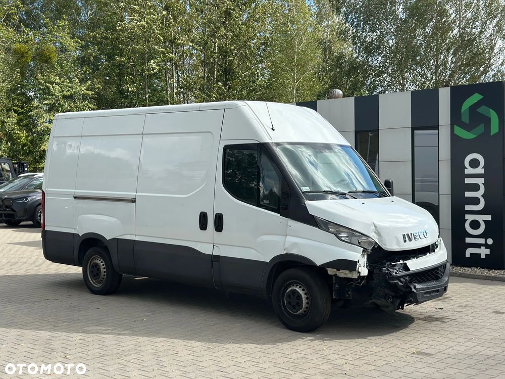 Iveco 35S16