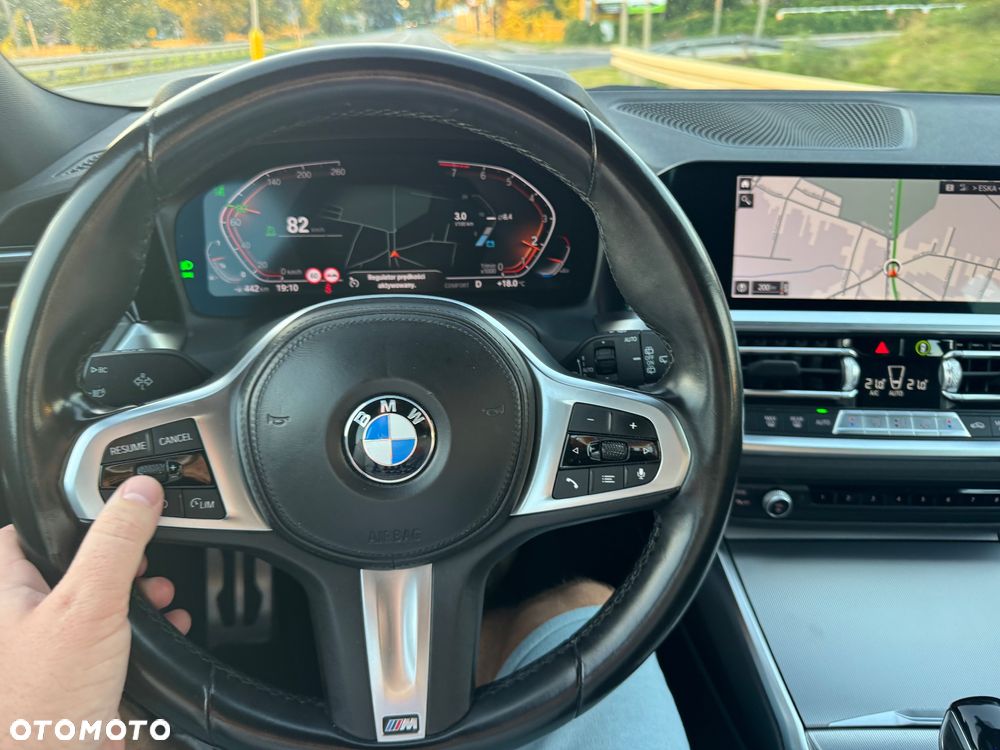 BMW Seria 3 318i M Sport sport - 23