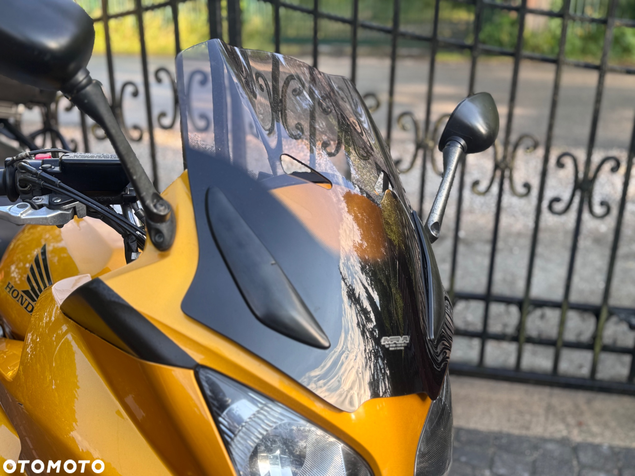 Honda CBF - 24