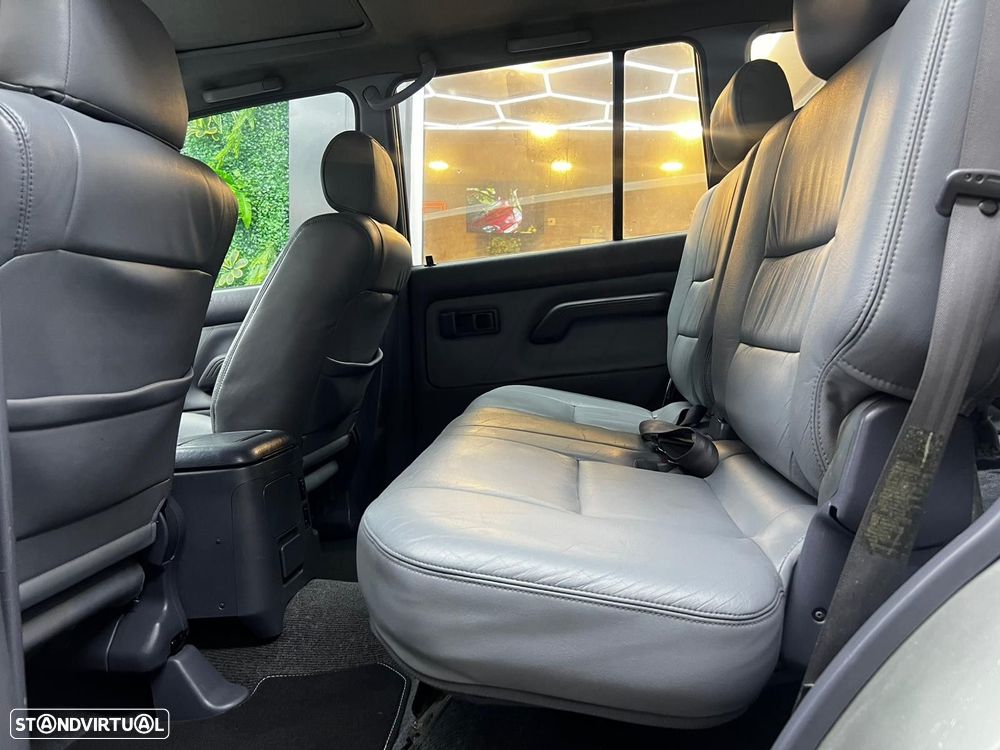 Toyota Land Cruiser 3.0 TD Pack 2 - 10