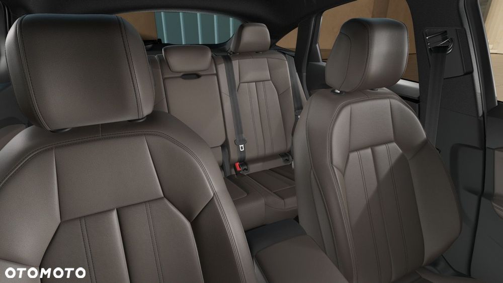 Audi Q5 Sportback - 10