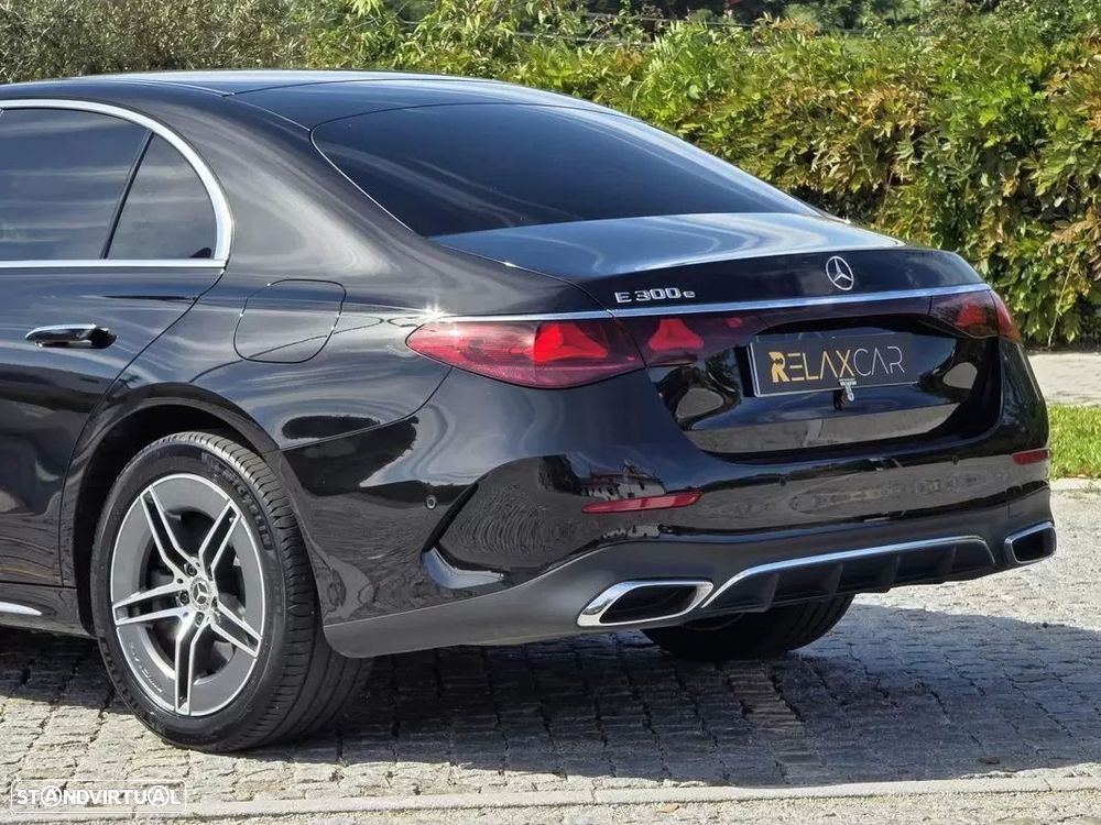 Mercedes-Benz E 300 - 10
