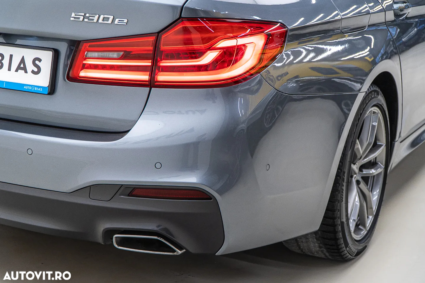 BMW Seria 5 530e Aut. M Sport Edition - 38