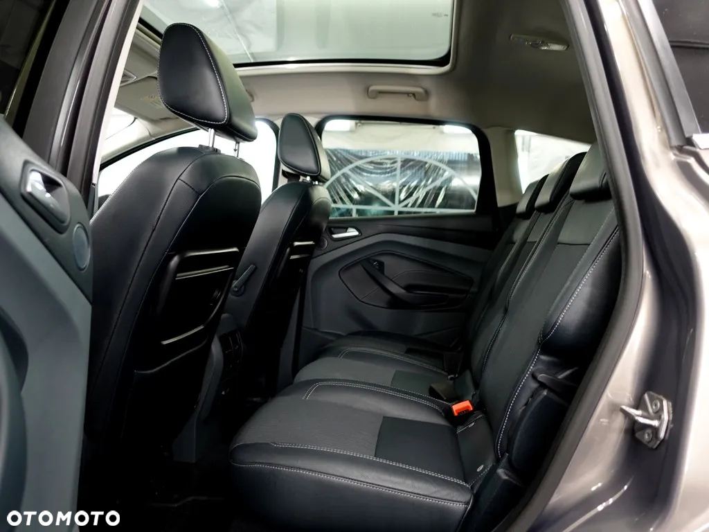 Ford C-MAX 2.0 TDCi Titanium - 10