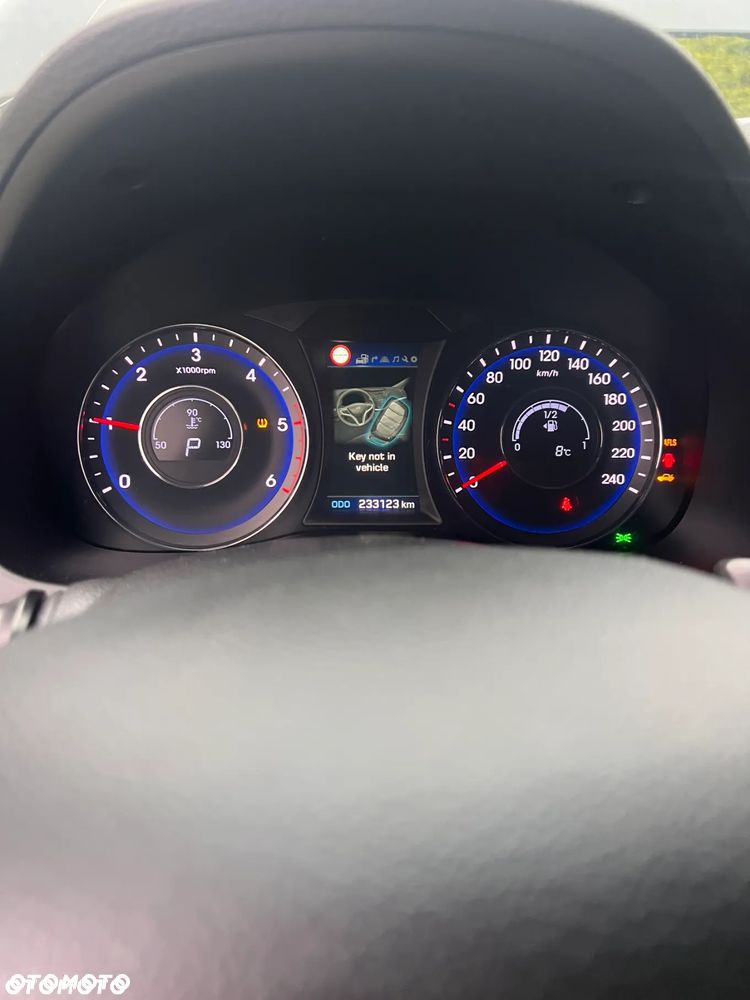 Hyundai i40 Kombi 1.7 CRDi DCT Premium - 12
