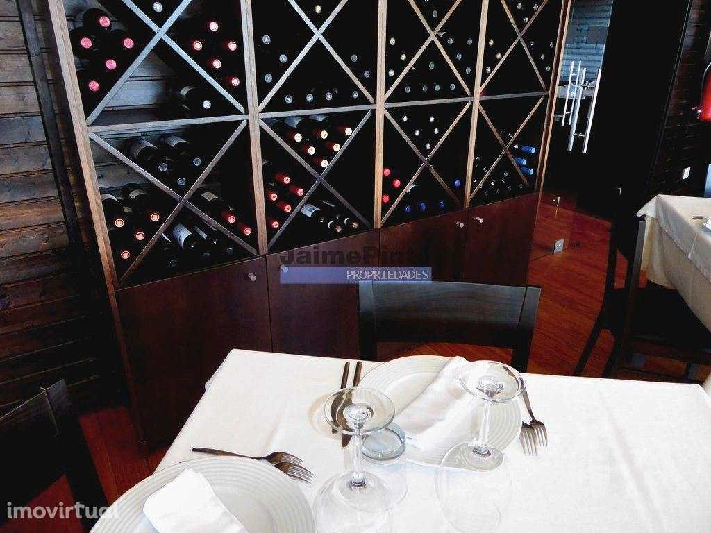 RESTAURANTE de excelência e EDIFÍCIO. Portugal, Bragança. - Grande imagem: 5/9