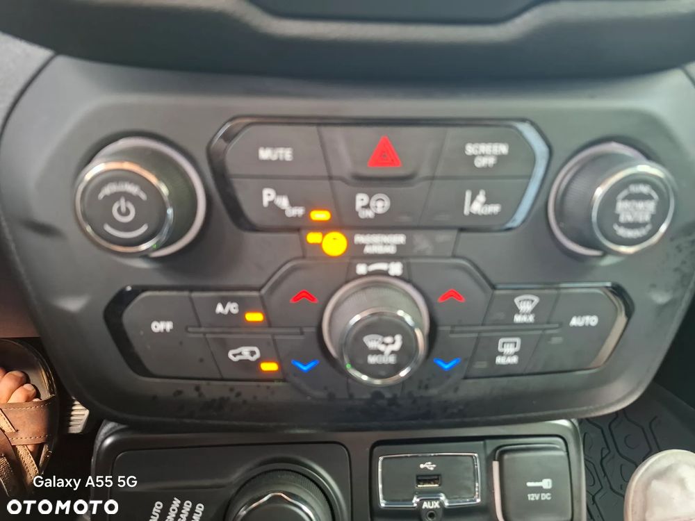 Jeep Renegade 1.3 GSE T4 Turbo Upland 4x4 S&S - 27
