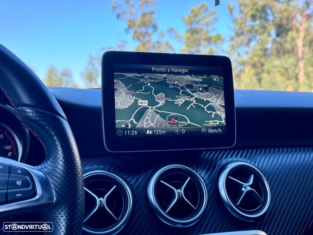 Mercedes-Benz A 180 d AMG Line - 33