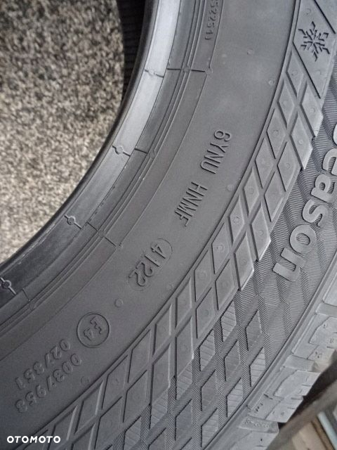 225/70/R15c 112/110R Continental Van Contact 4 seasons - 7