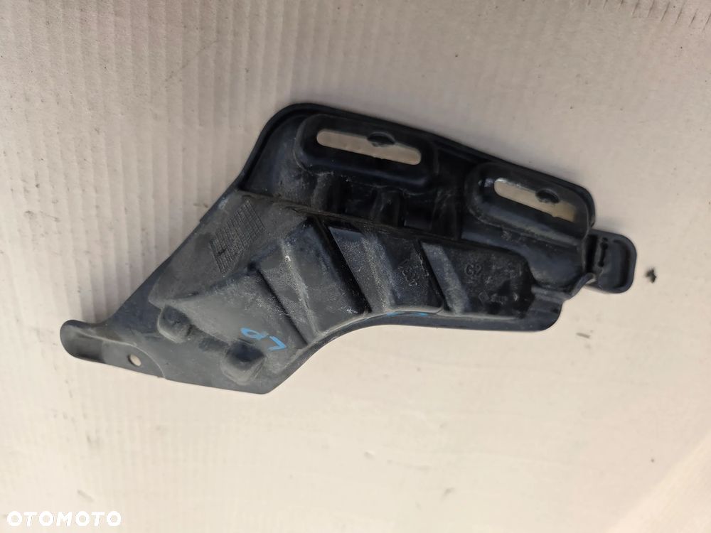 Mocowanie wspornik błotnika lewy przód Citroen C3 III   9812550980 - 2