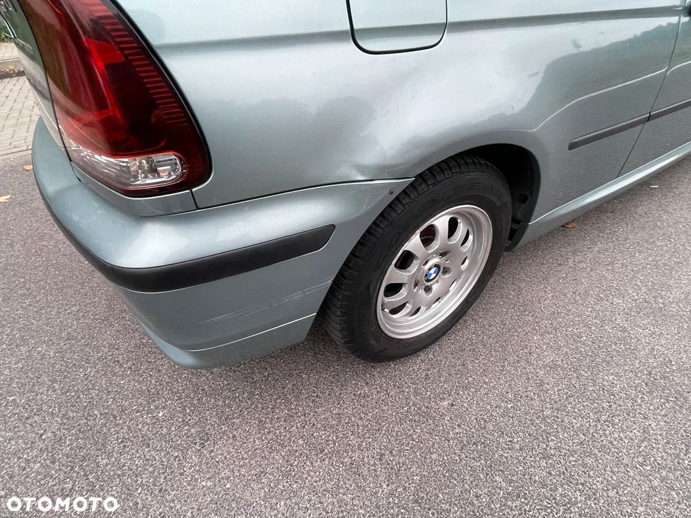 BMW Seria 3 318i - 11