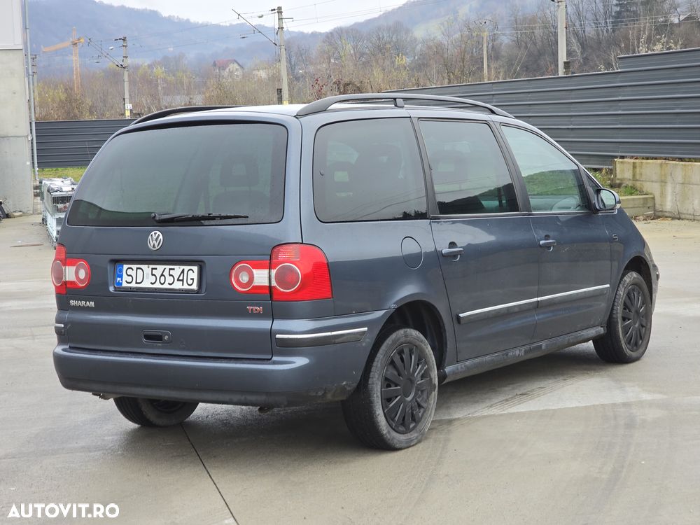 Volkswagen Sharan 1.9 TDI Family - 3