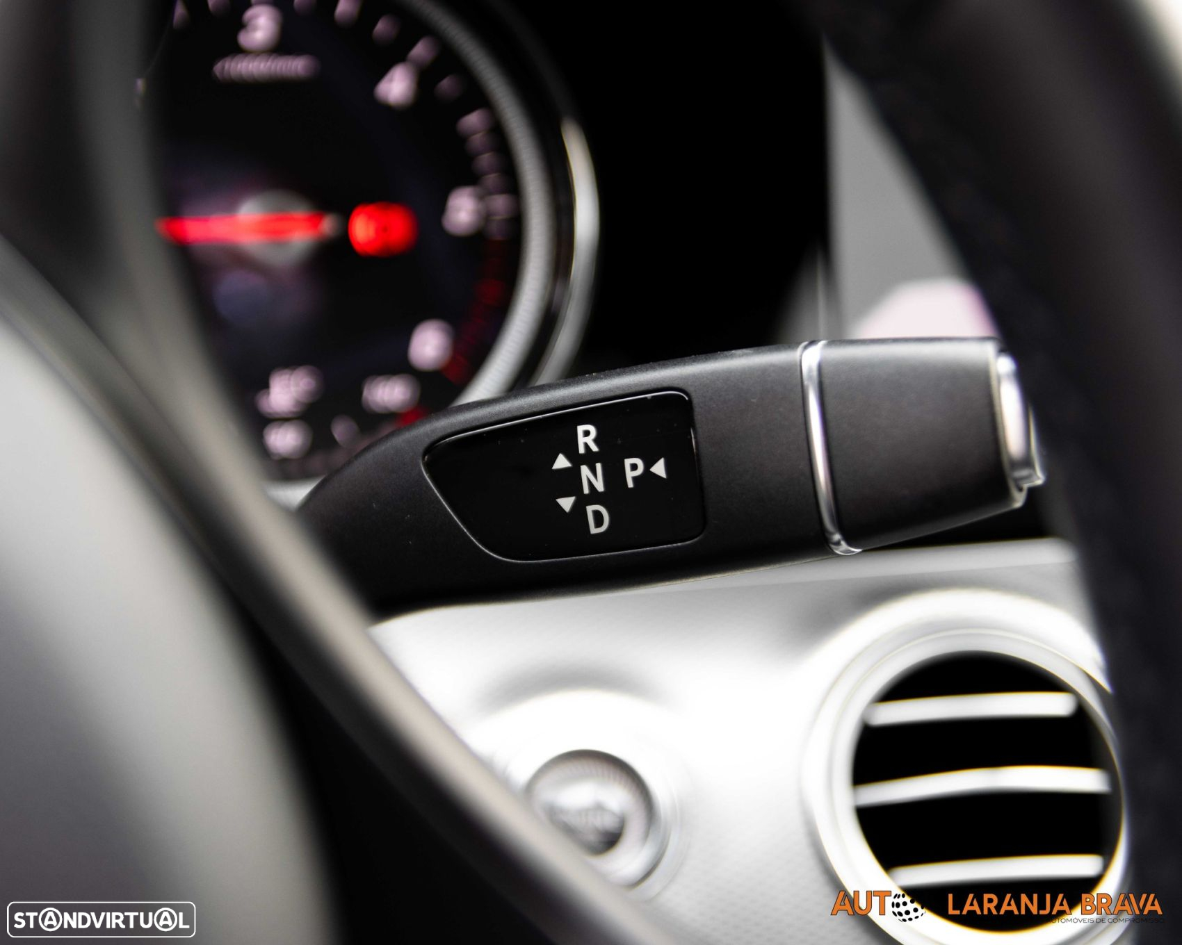 Mercedes-Benz E 220 d Avantgarde - 24