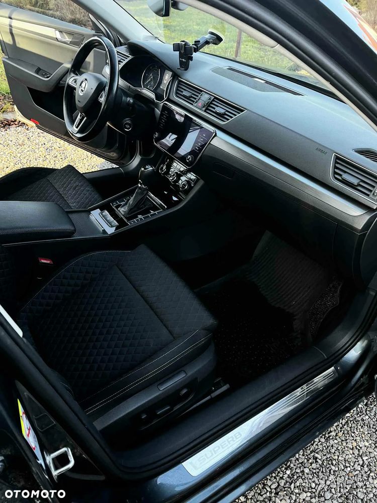 Skoda Superb 2.0 TDI Style DSG - 7