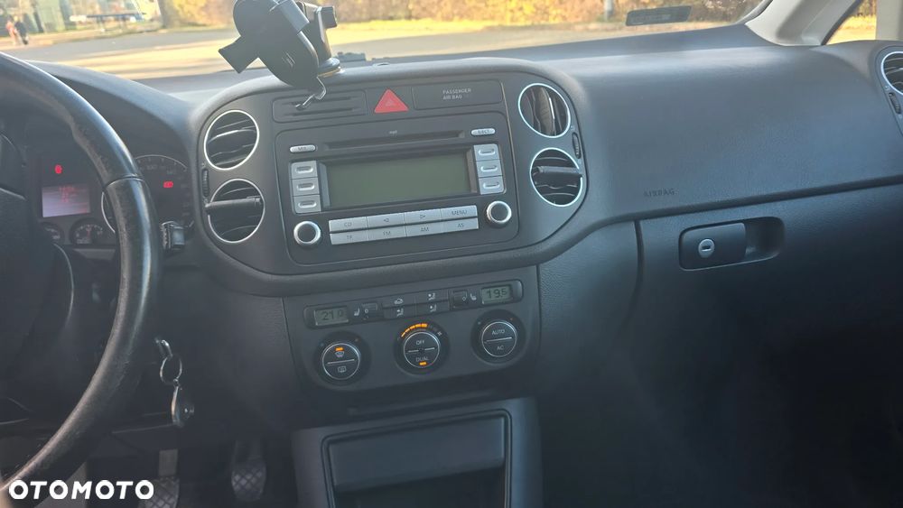 Volkswagen Golf Plus 1.9 TDI Tour - 12