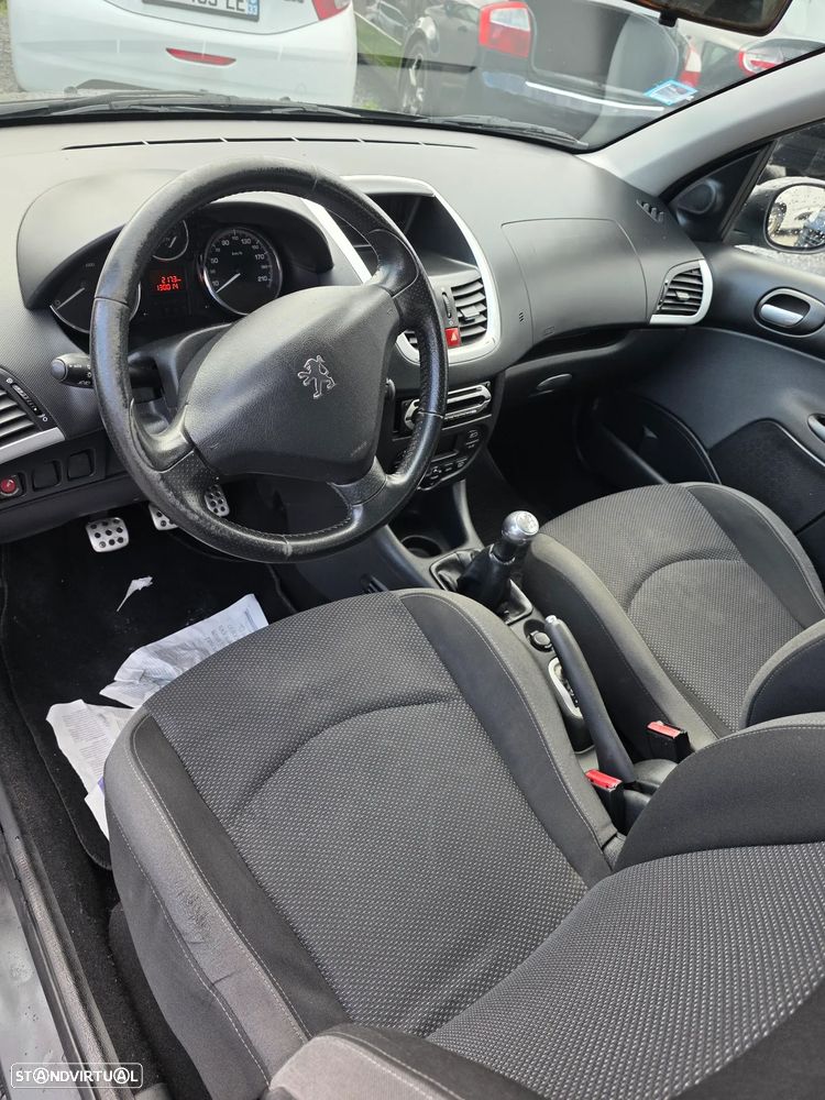 Peugeot 206+ - 11