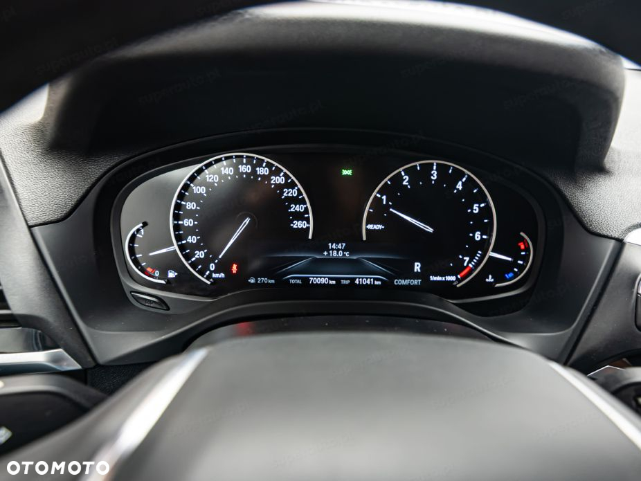 BMW X3 xDrive20i Advantage - 14