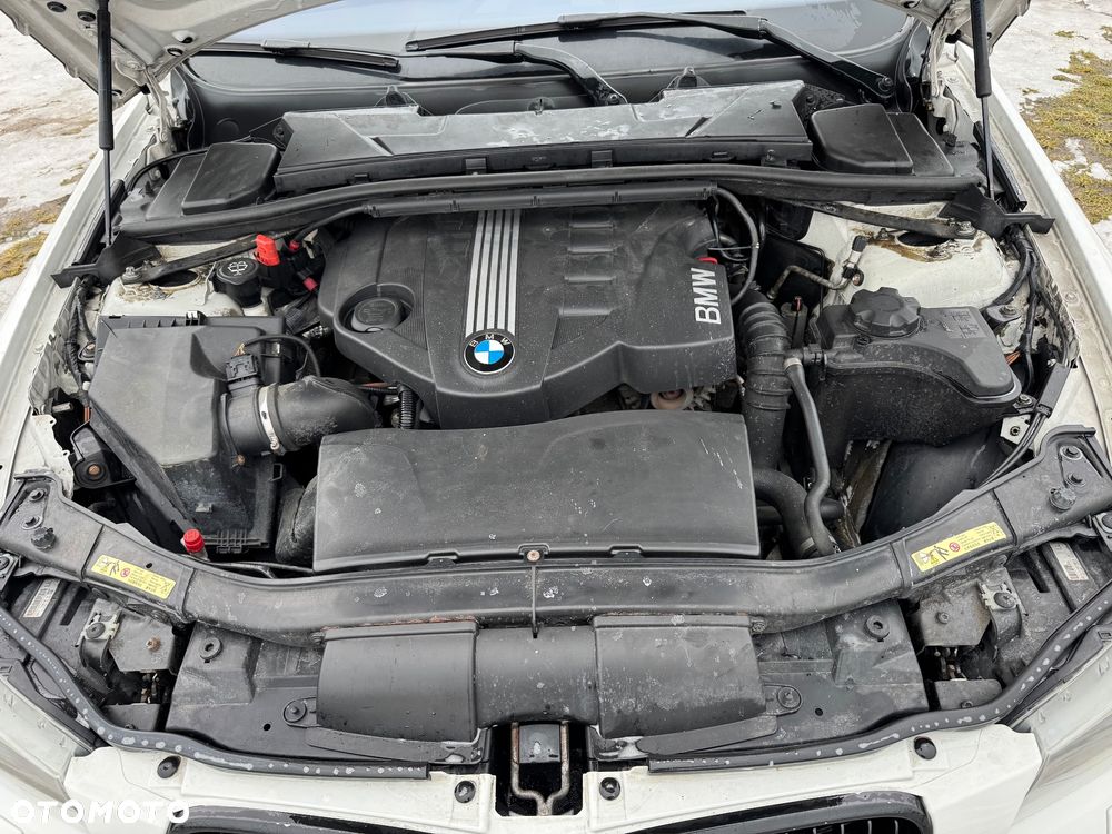BMW Seria 3 320d - 19