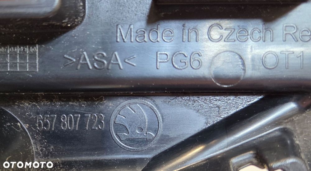 SKODA SCALA LEWY ŚLIZG ZDERZAKA MOCOWANIE ATRAPY 657807723 NOWY ORYGINAŁ - 4