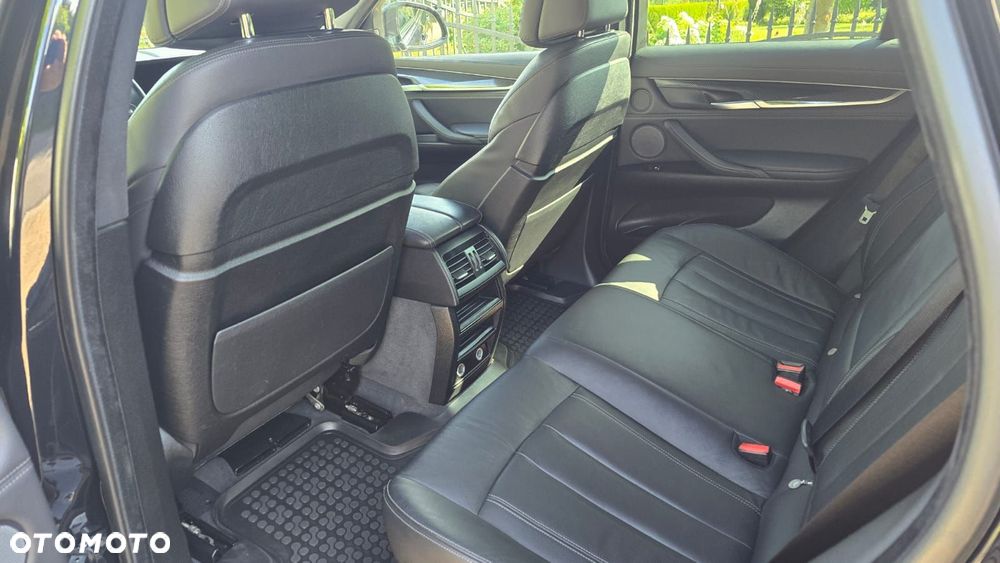 BMW X6 xDrive40d - 8