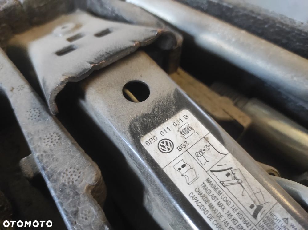 ZAPAS ZESTAW DO KOŁA KOMPLETNY WYPEŁNIENIE LEWAREK KLUCZ WKRĘTKA R15 AUDI A1 VW POLO 4 5 SEAT IBIZA 4 SKODA FABIA 2 3 ROOMSTER RAPID WYSYŁKA !!!!!! - 2
