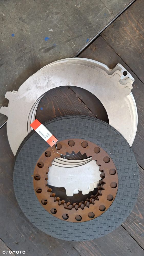 tarcze hamulcowe przekładka hamulców osi przód most 86985668r case steiger 435 - 1