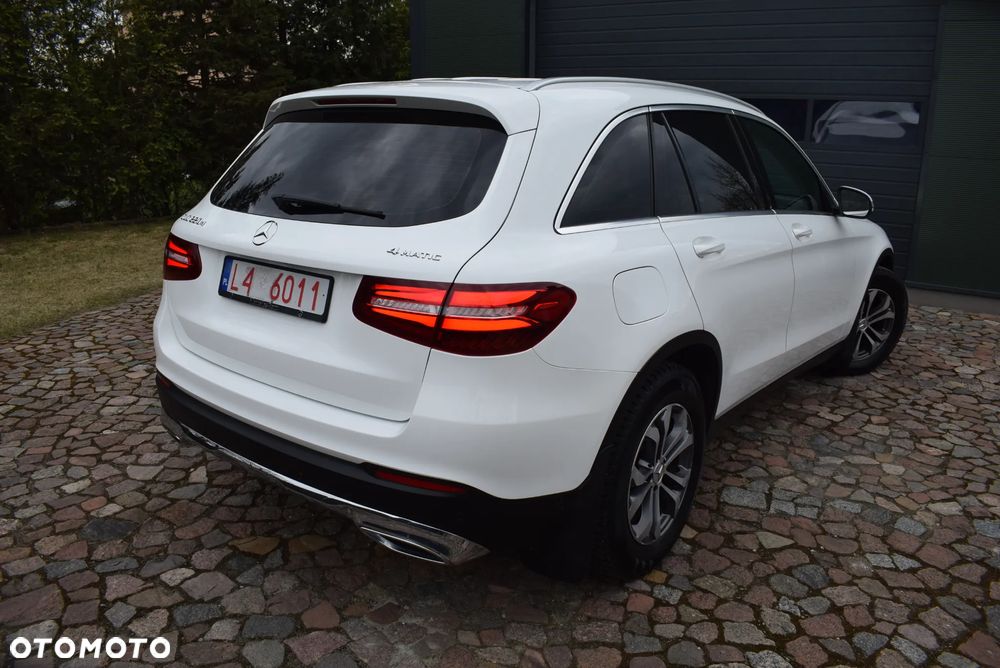 Mercedes-Benz GLC - 14