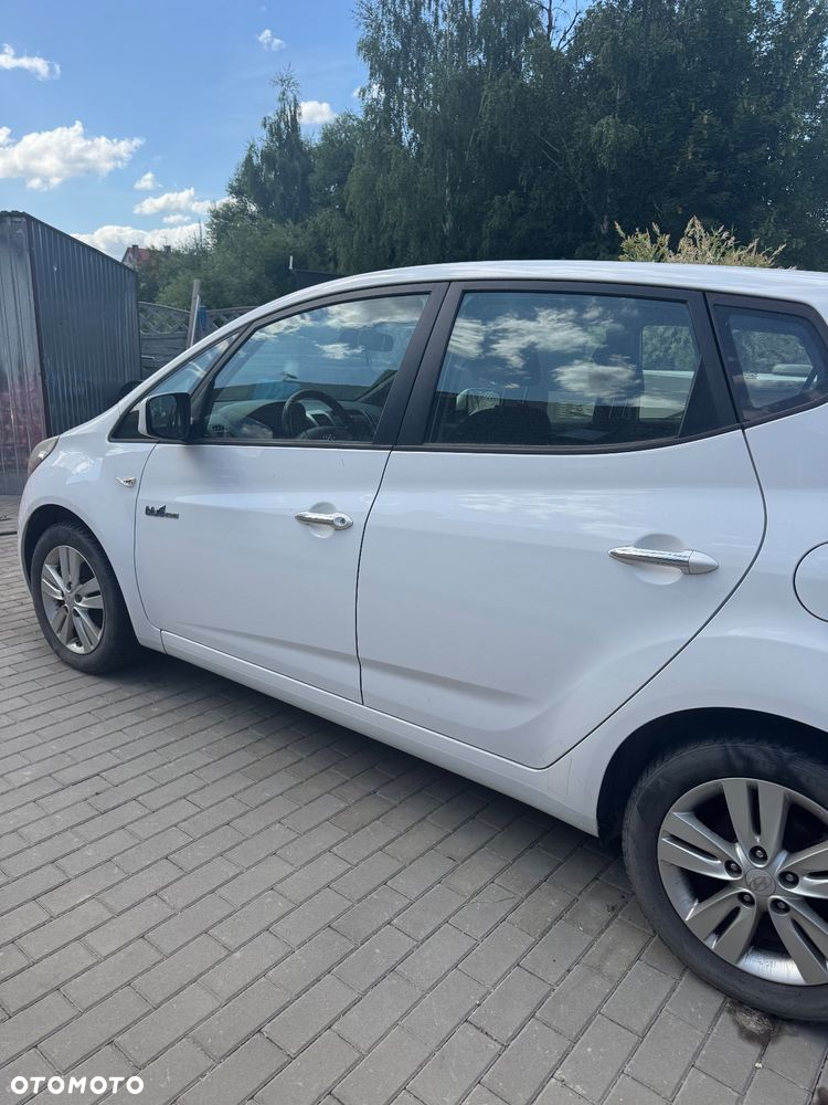 Hyundai ix20 1.6 CRDi blue Classic - 5