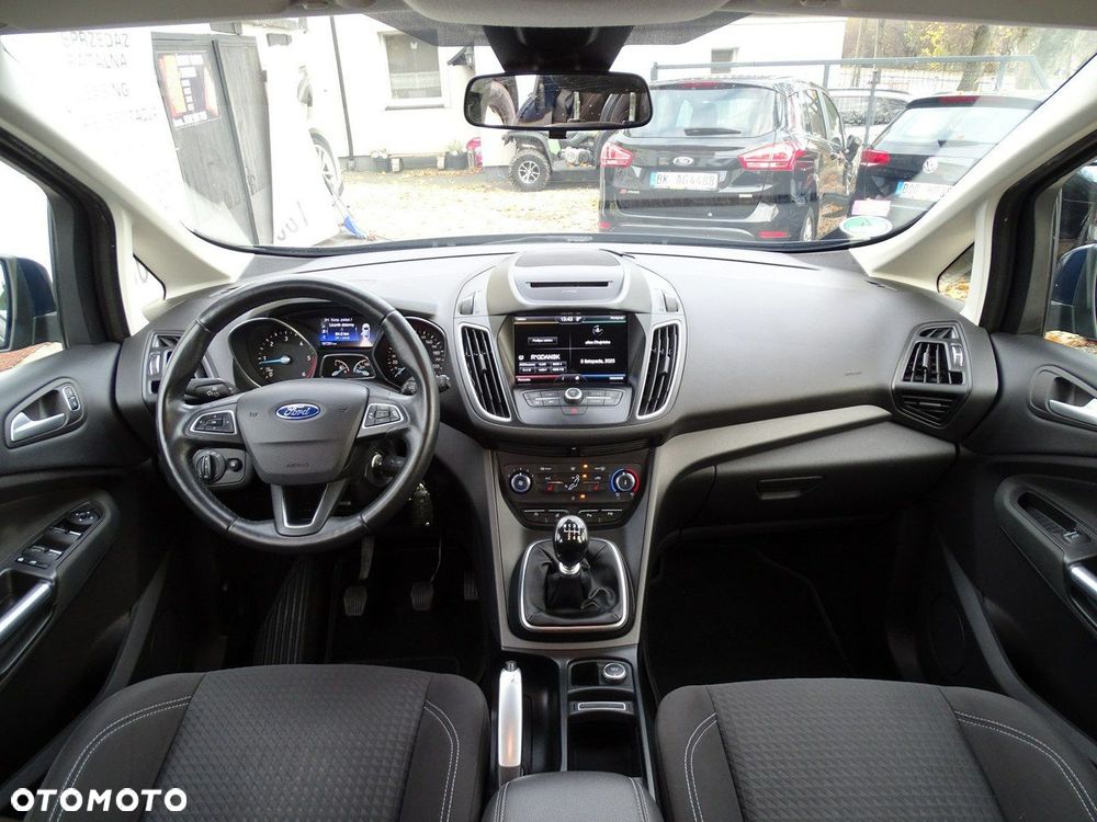 Ford Grand C-MAX - 15
