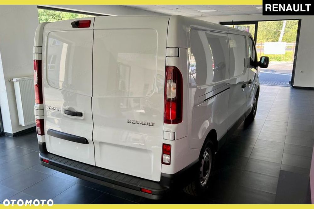 Renault Trafic L2H1 Extra 2.0 130KM - 4