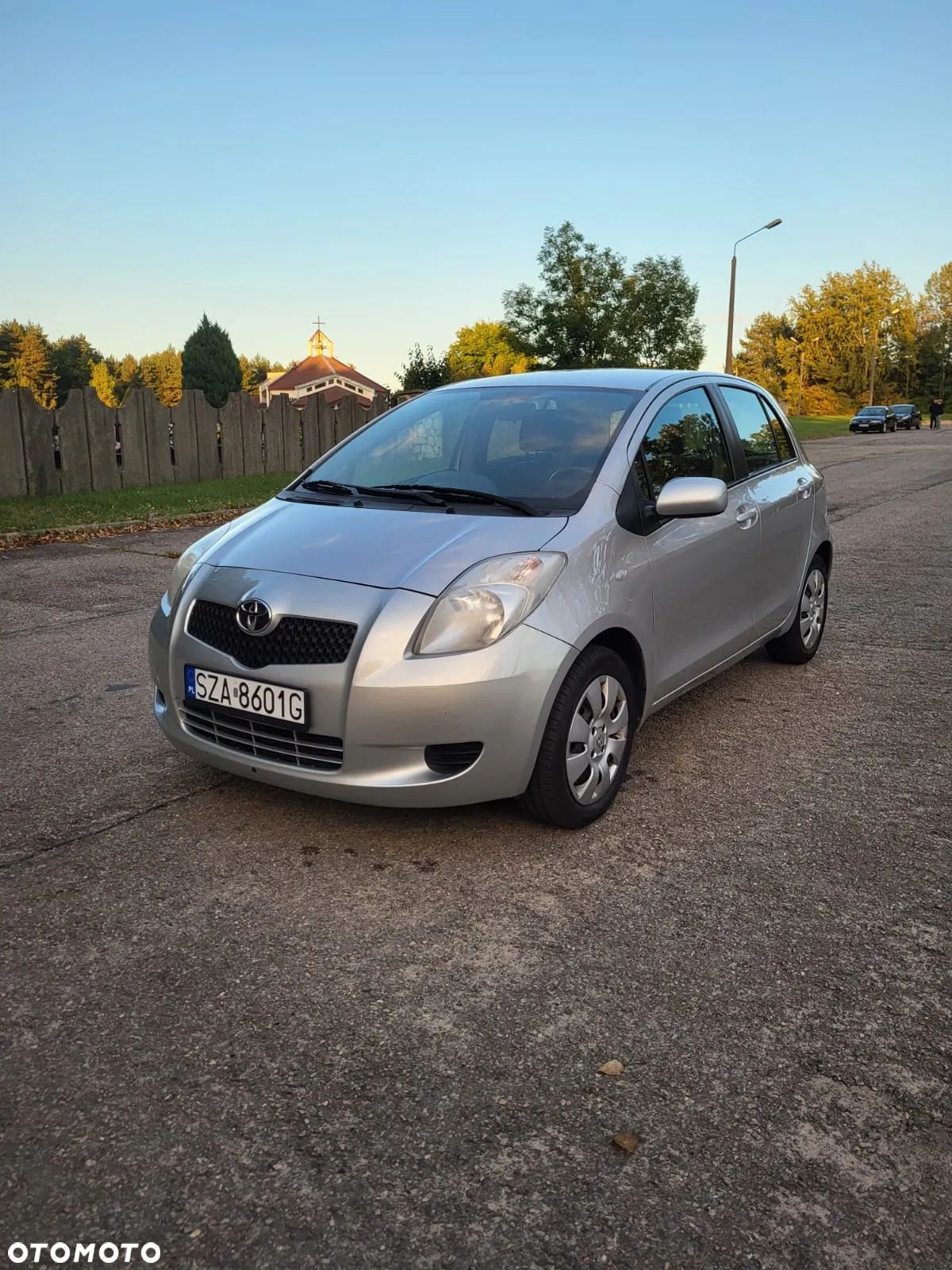 Toyota Yaris - 1
