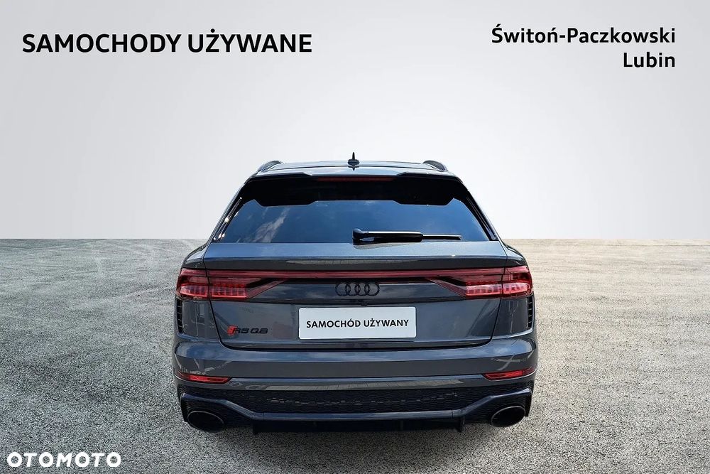 Audi RS Q8 - 8