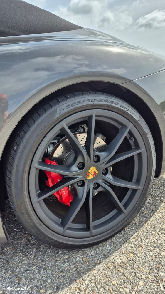 Porsche 911 Série F - 7