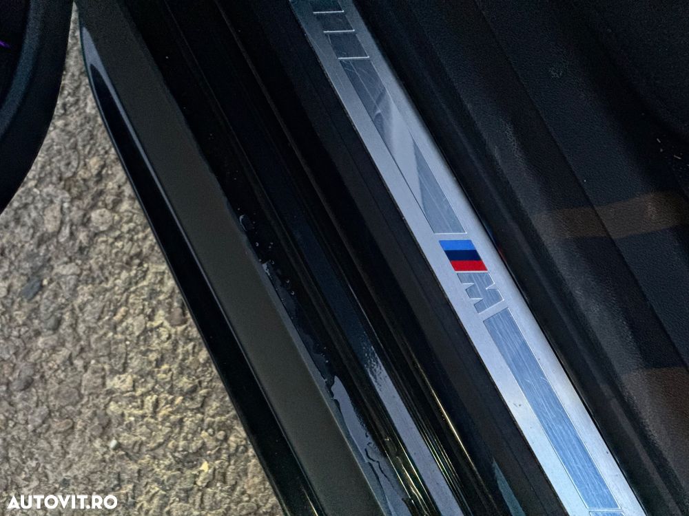 BMW Seria 3 330i AT - 39