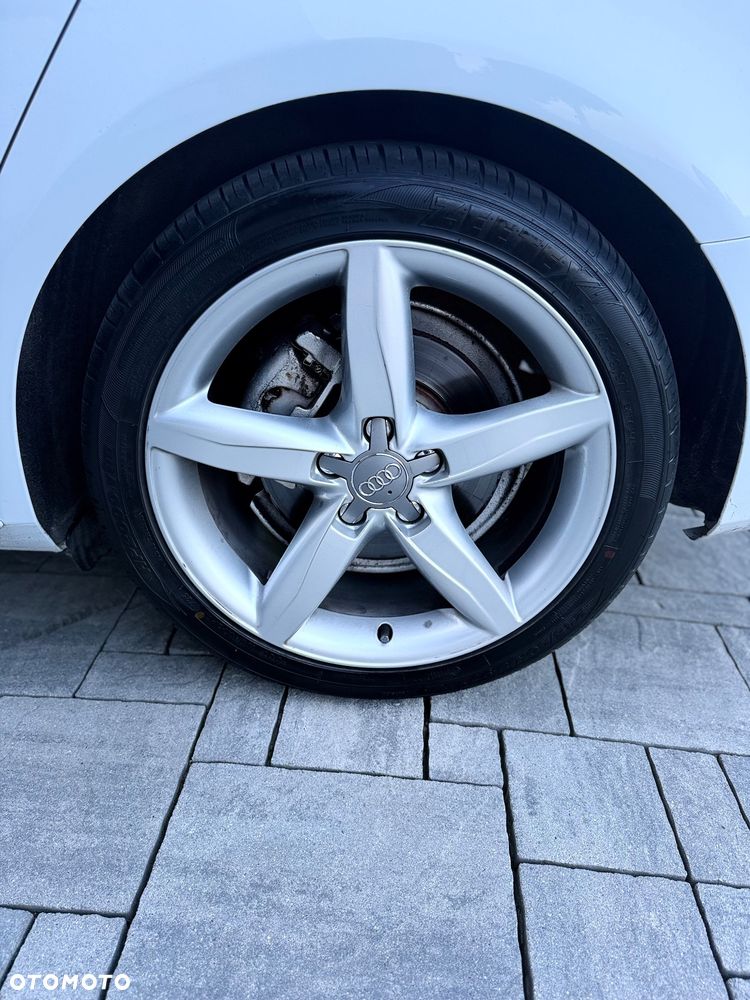 Audi A4 Avant 2.0 TDI Quattro Sport S tronic - 9