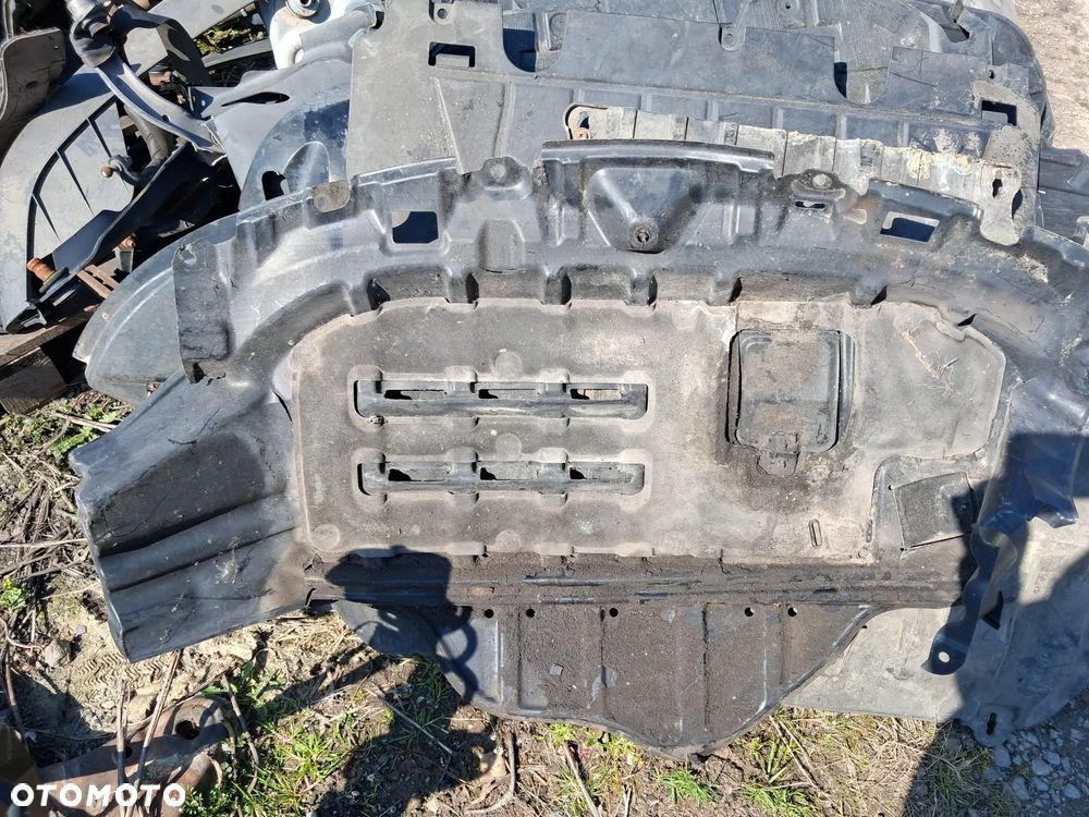Osłona dolna silnika TOYOTA YARIS I  1.4 D4D  51410-52010  OE - 2