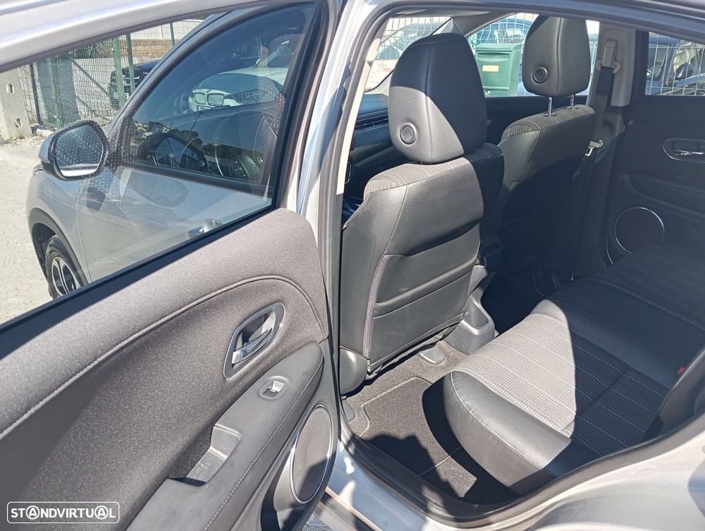 Honda HR-V 1.5 i-VTEC Elegance +C.Navi CVT - 18