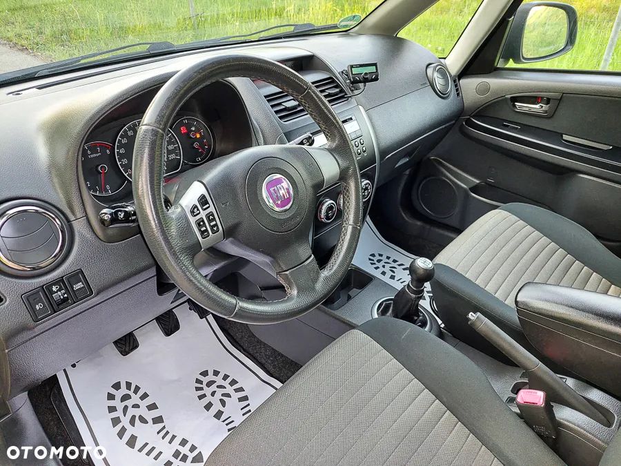 Fiat Sedici - 25