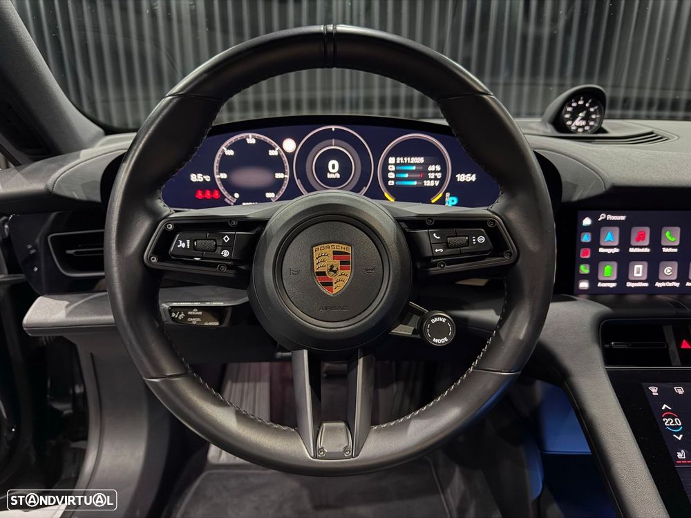 Porsche Taycan 4 - 20