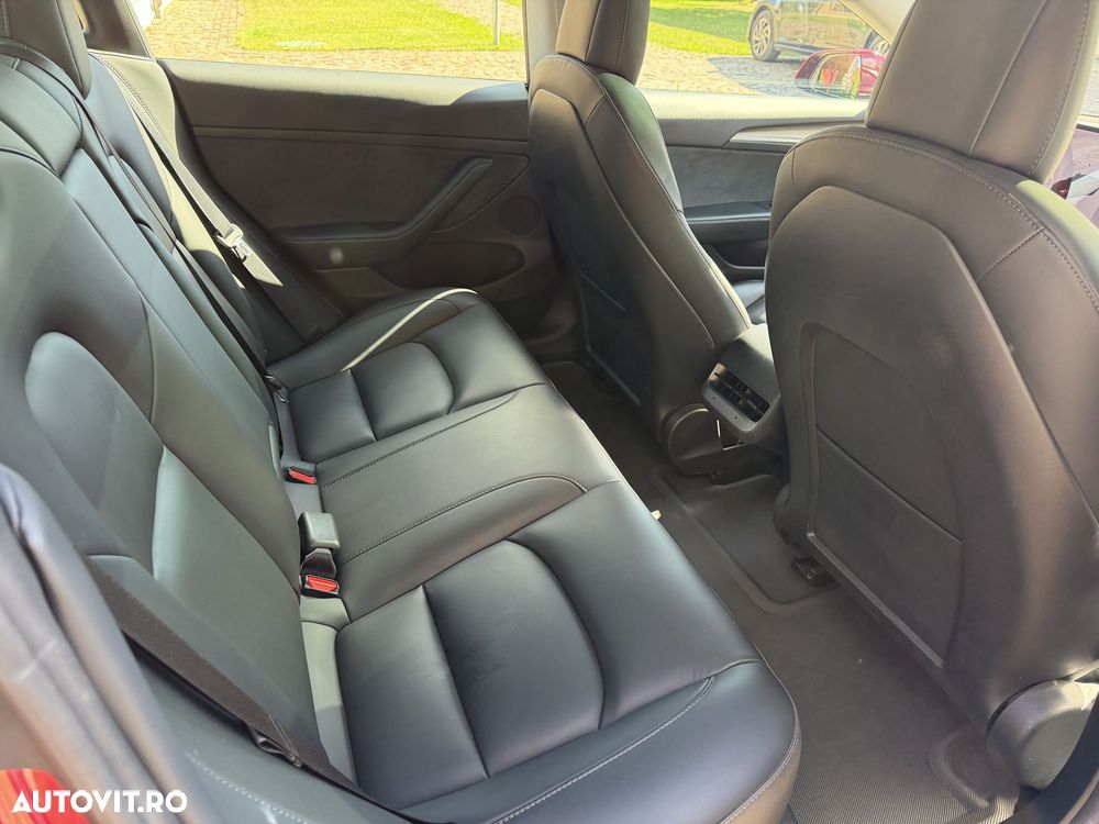 Tesla Model 3 Langstreckenbatterie Allradantrieb Dual Motor - 7