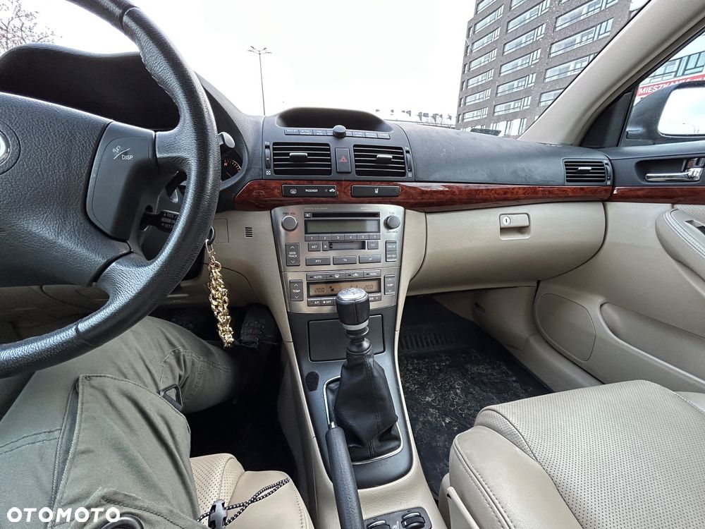 Toyota Avensis 2.2 D-4D Prestige - 5