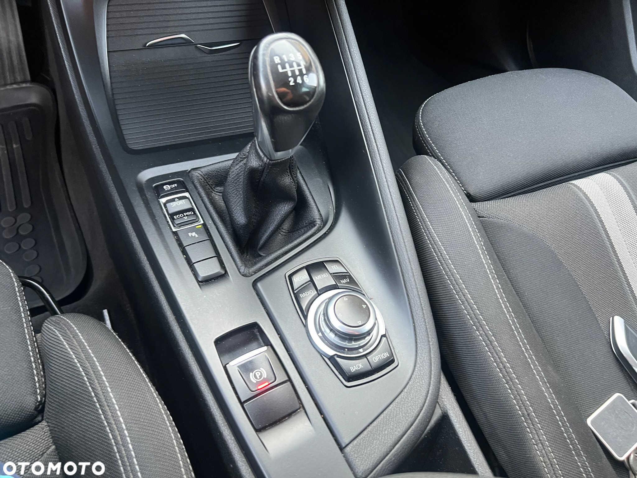 BMW X1 sDrive18d Advantage - 23