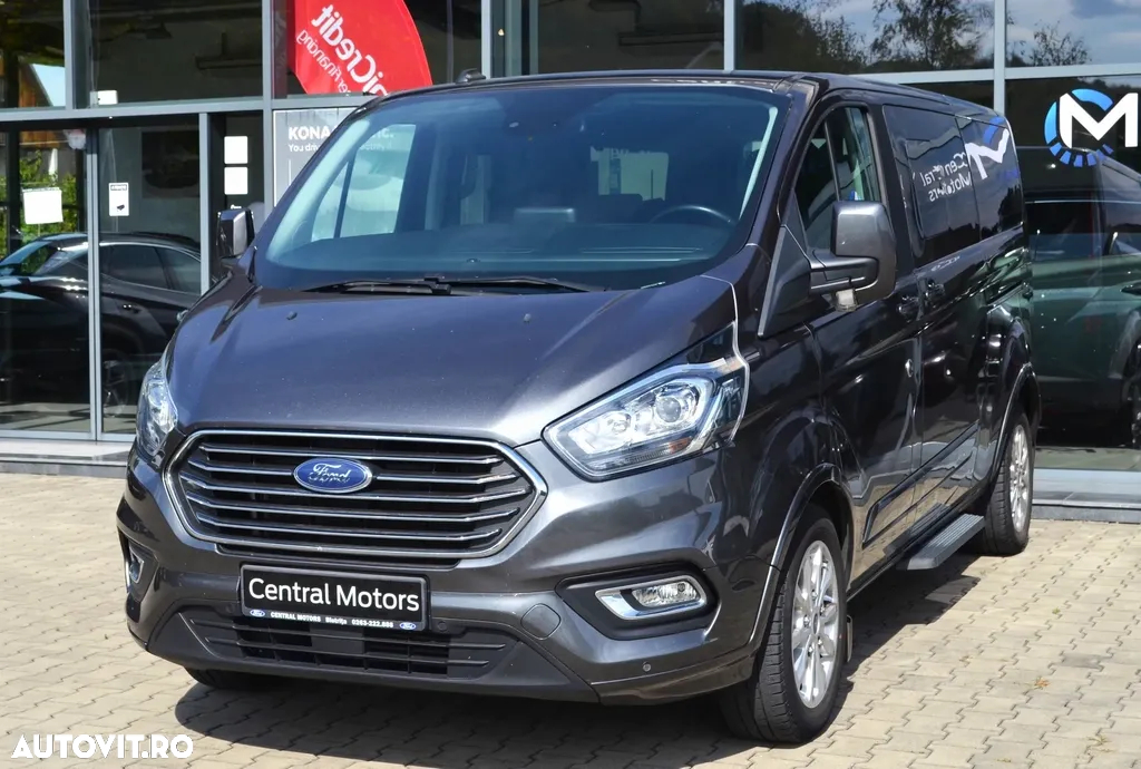 Ford Tourneo Custom - 3