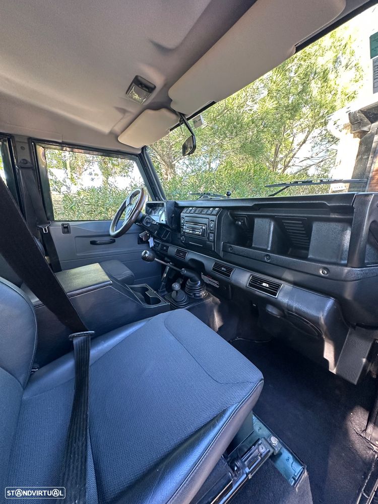 Land Rover Defender 110 Crew Cab E - 14