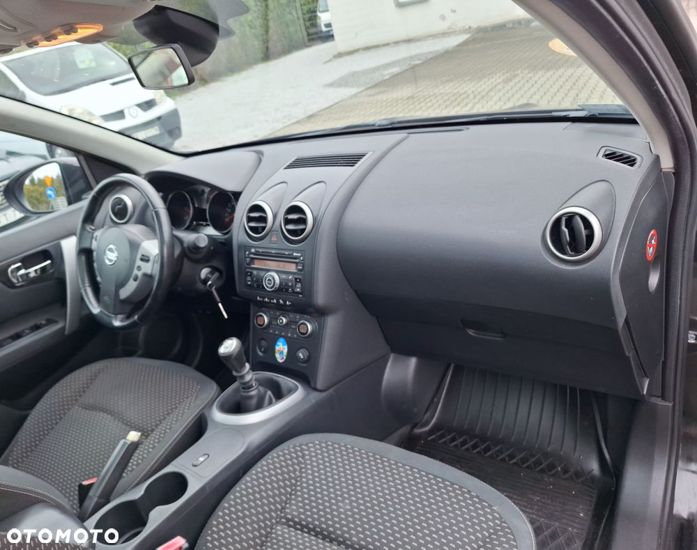 Nissan Qashqai - 16