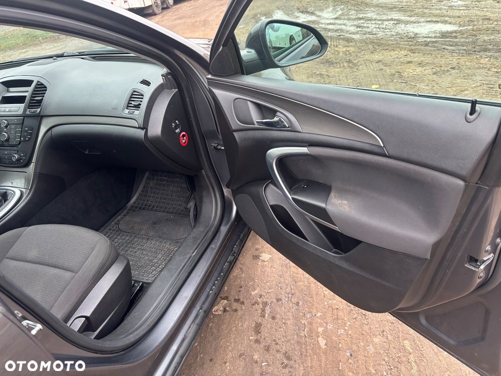 Opel Insignia 1.6 - 20